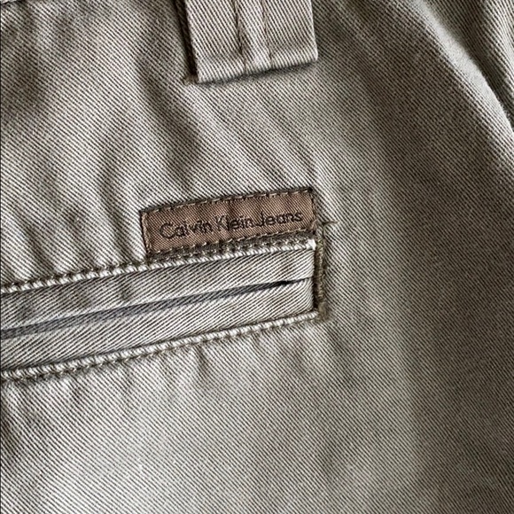 Calvin Klein Shorts 14 - Picture 6 of 11